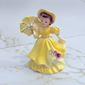 VINTAGE RARE HARD TO FIND 1920’s CERAMIC LADY IN YELLOW TILFORD JAPAN FIGURINE